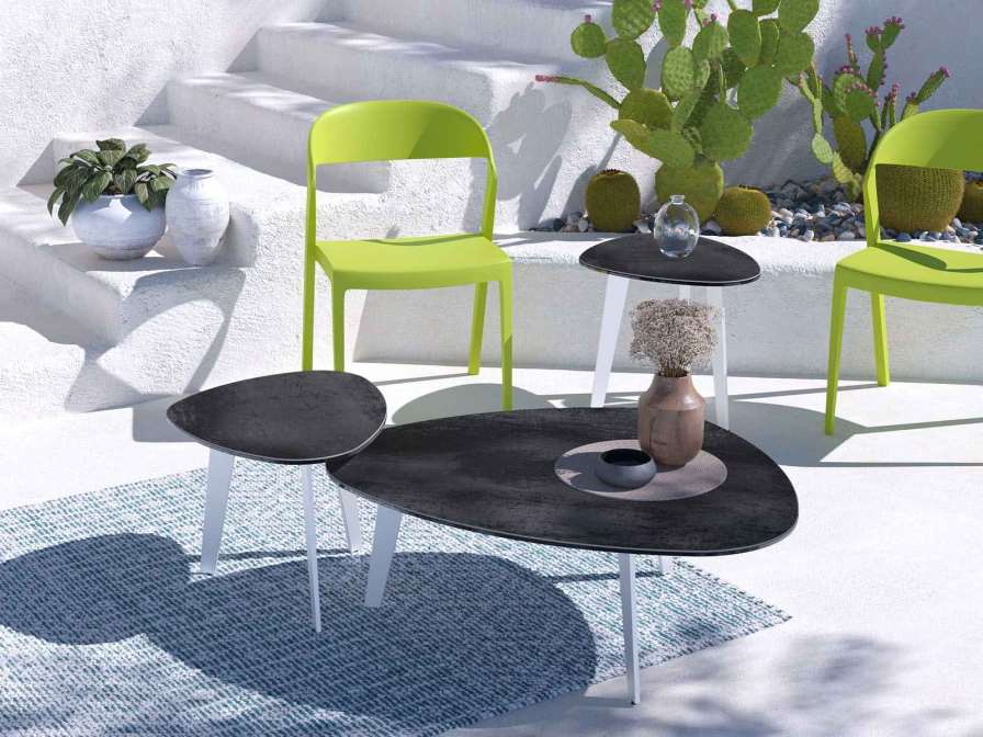 OUTDOOR COFFEE TABLE GALET
